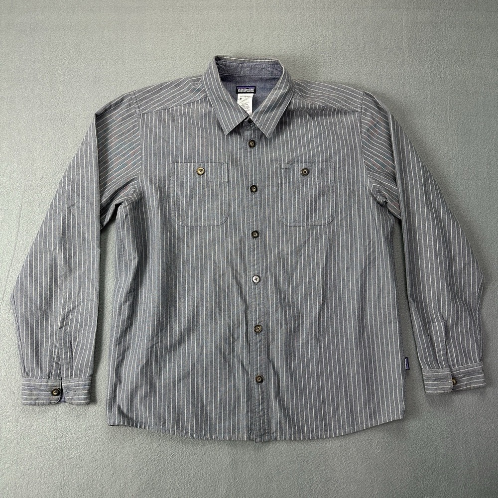 Patagonia Men's Large Organic Cotton Long Sleeve Button Down Shirt Gray Grey